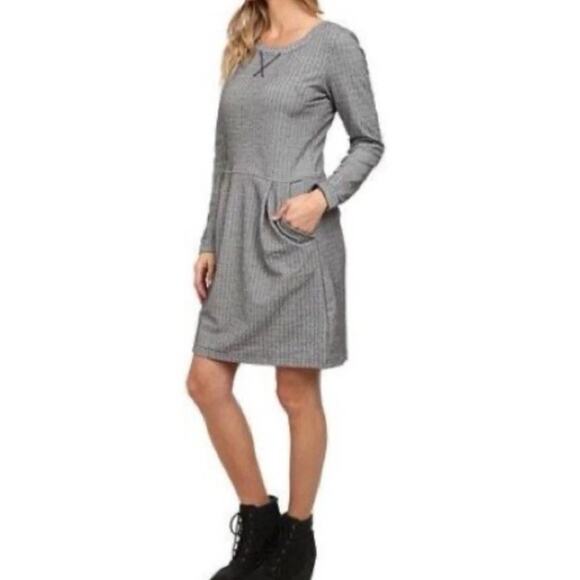 Patagonia Active Dress Womens Size XL Herringbone Long Sleeve Pockets Gray - Picture 1 of 7